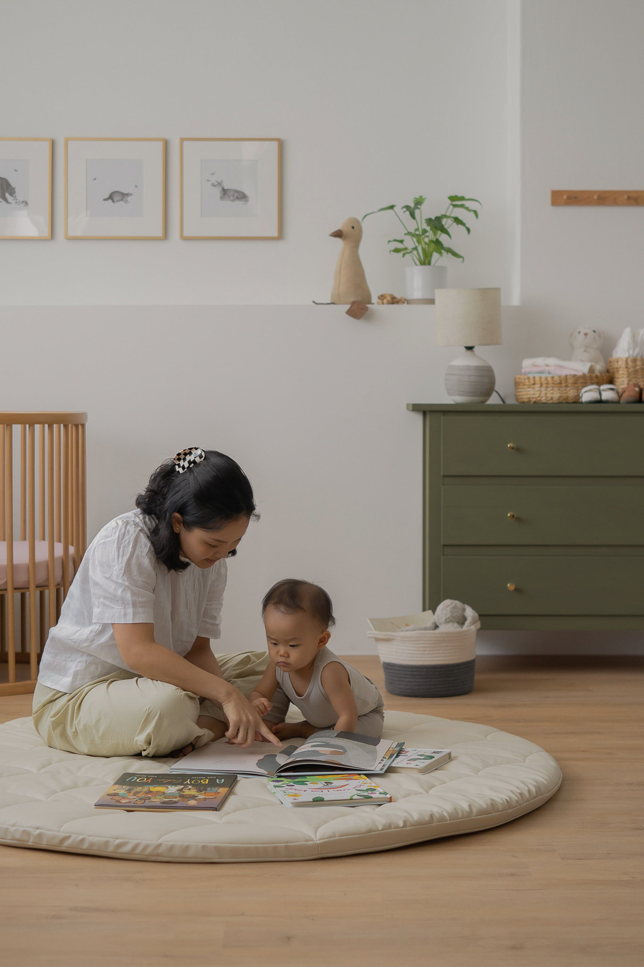 Round baby online play mat